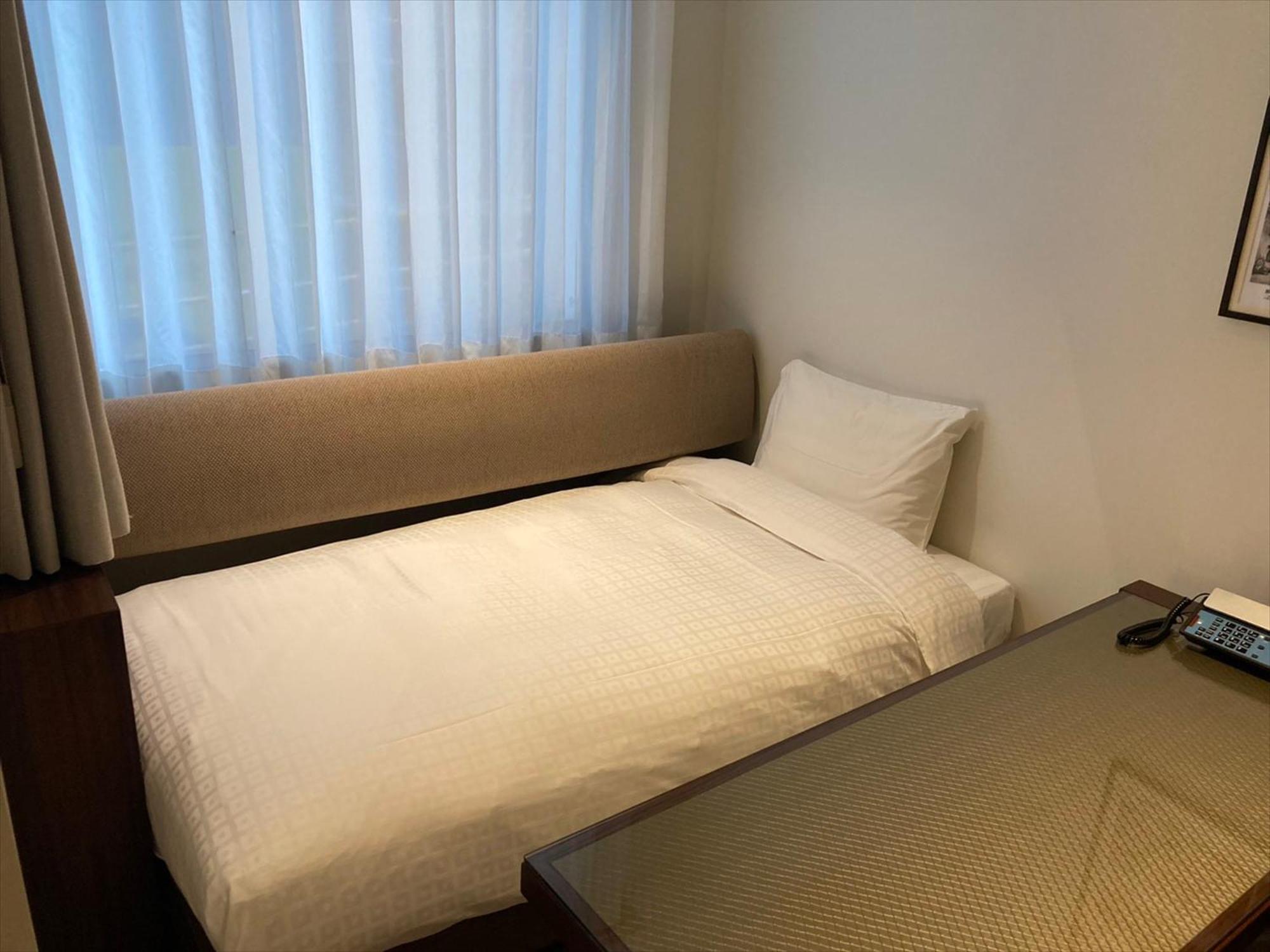 Okinawa Exes Naha Hotel Exterior photo